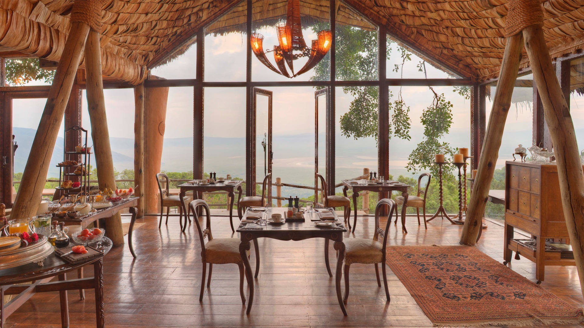 &Beyond Crater Lodge